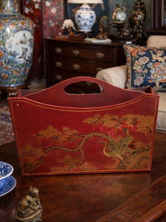 Vintage Other - Vintage Chinoiserie-style Magazine Holder with Gold Crane and Tree Design